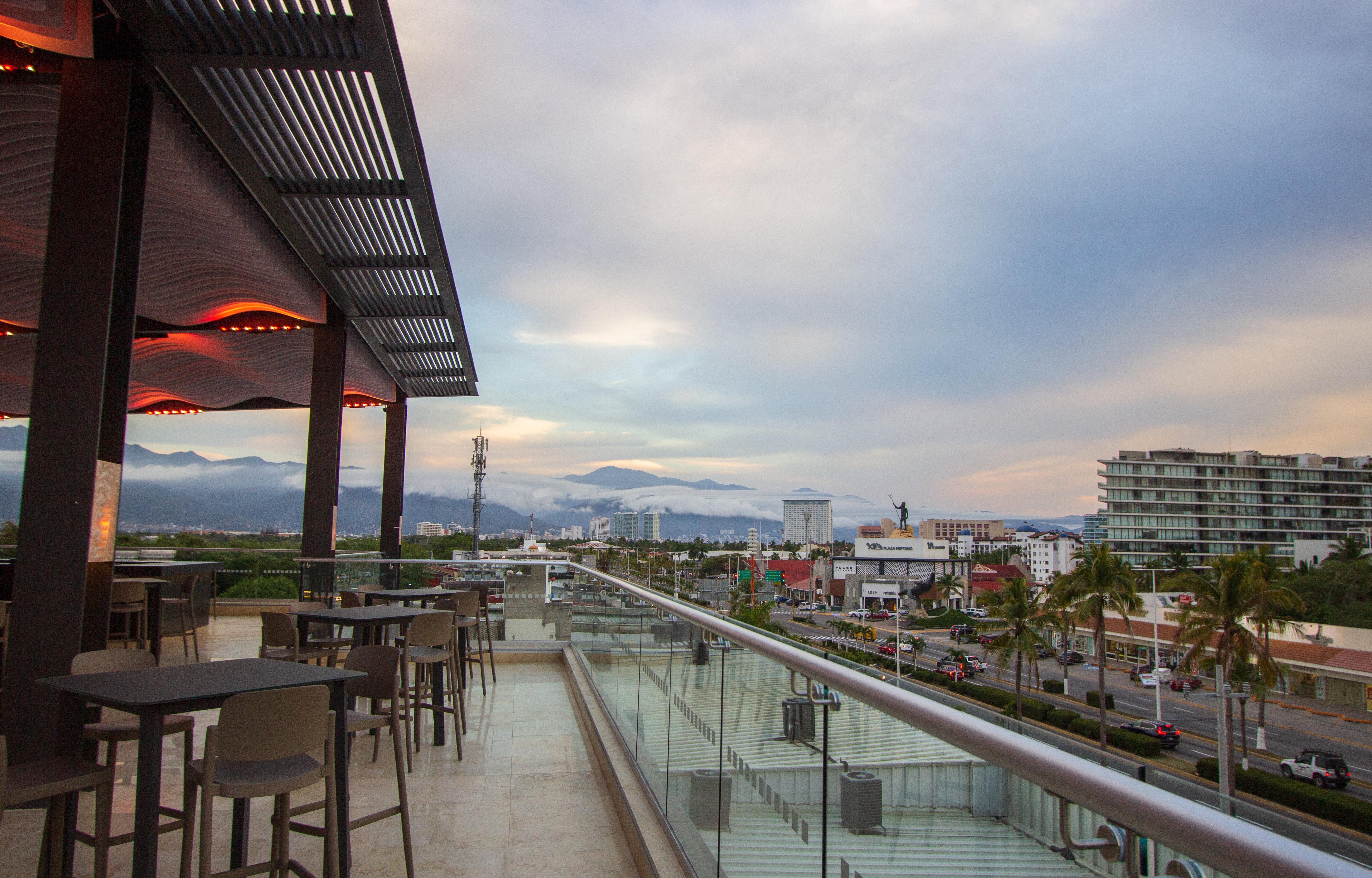 Holiday Inn & Suites - Puerto Vallarta Marina & Golf By Ihg Extérieur photo