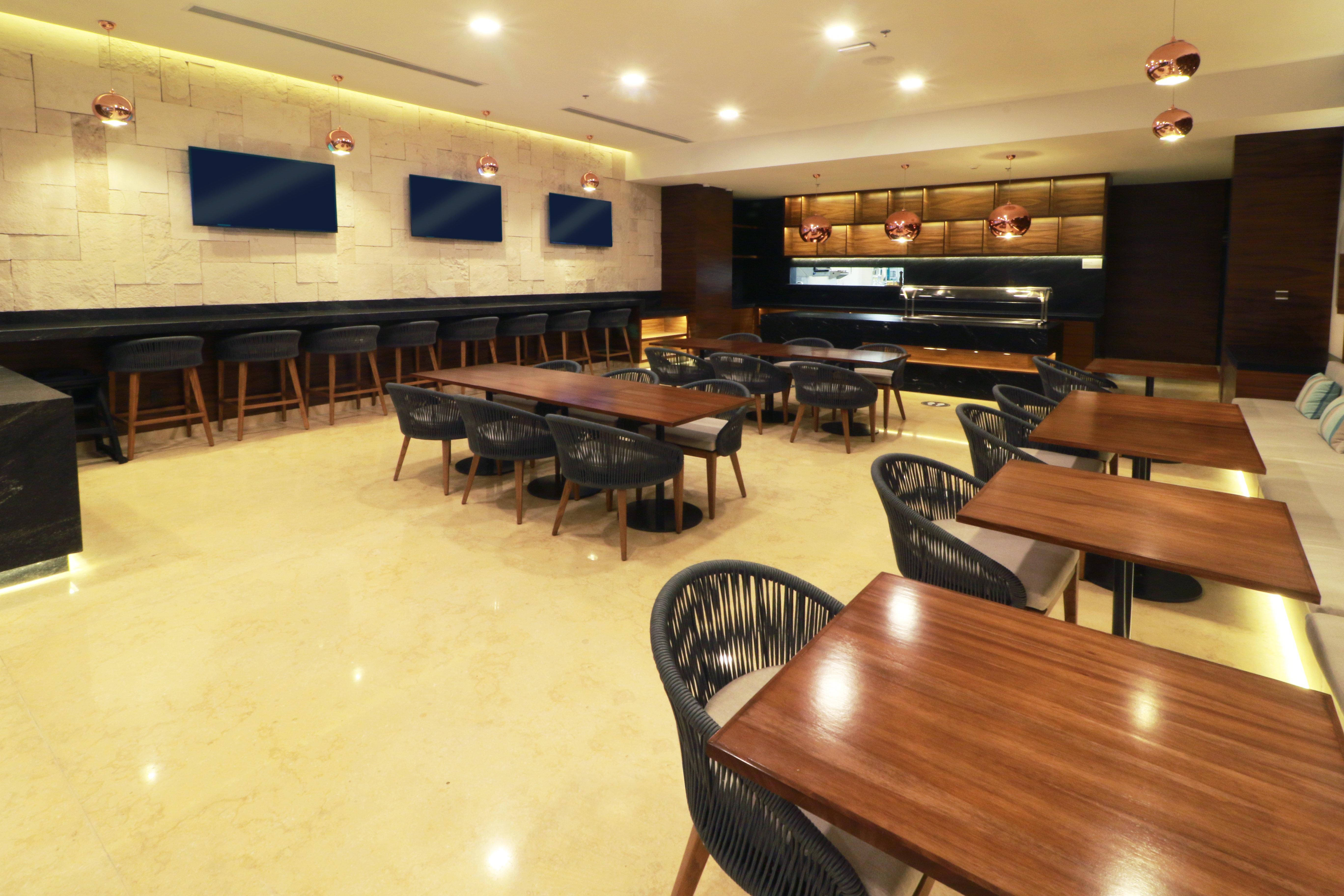 Holiday Inn & Suites - Puerto Vallarta Marina & Golf By Ihg Extérieur photo