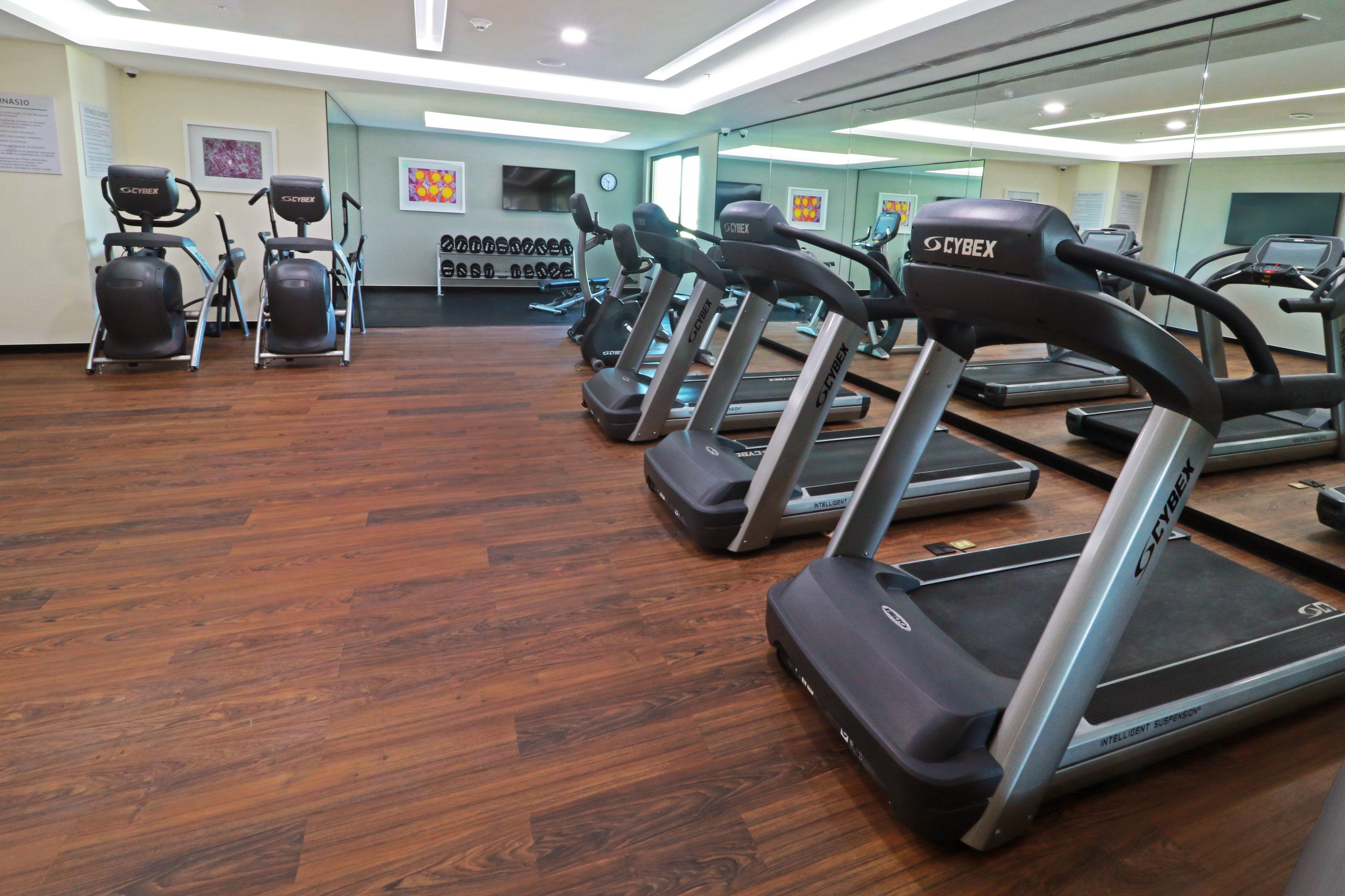 Holiday Inn & Suites - Puerto Vallarta Marina & Golf By Ihg Extérieur photo