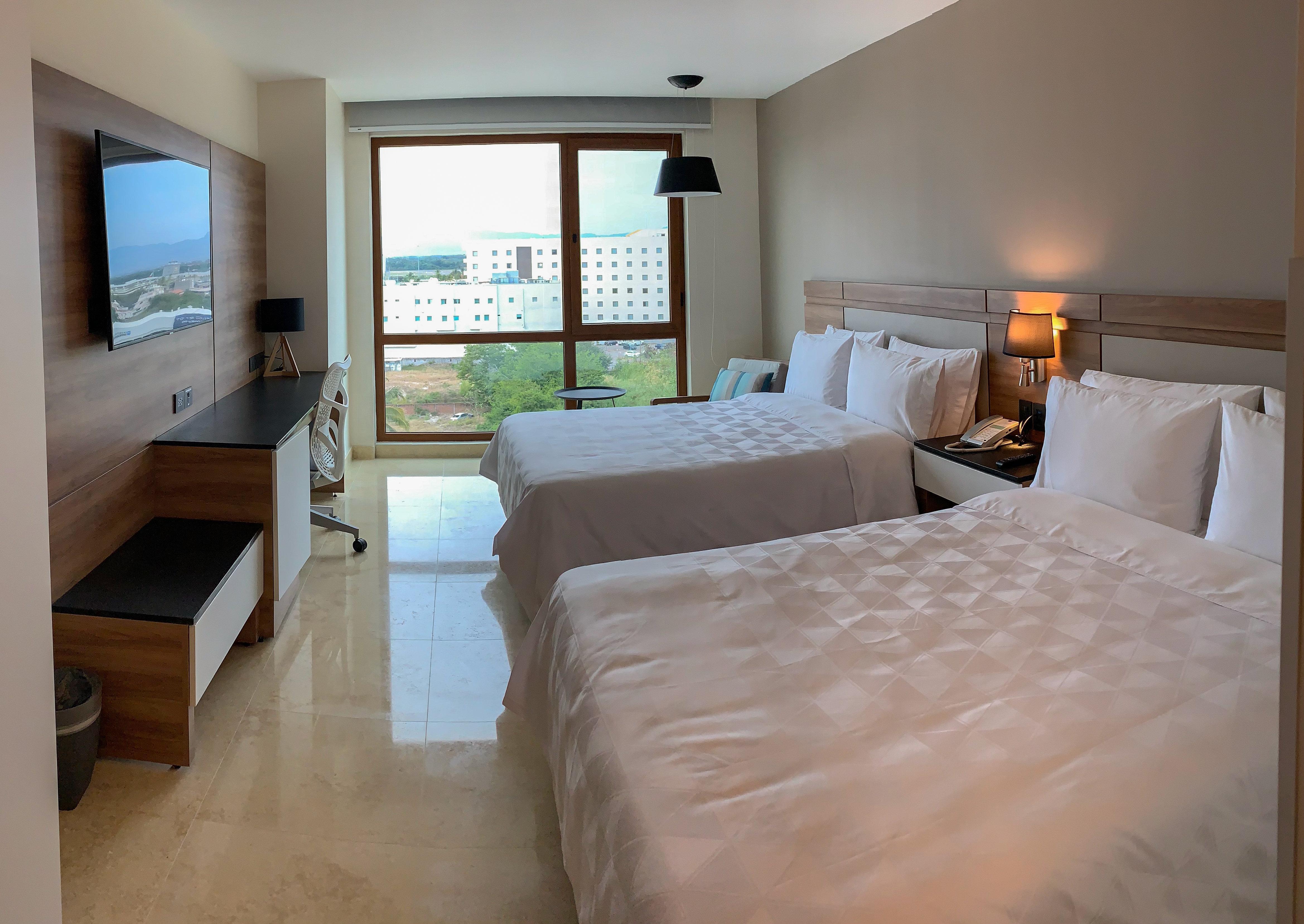 Holiday Inn & Suites - Puerto Vallarta Marina & Golf By Ihg Extérieur photo